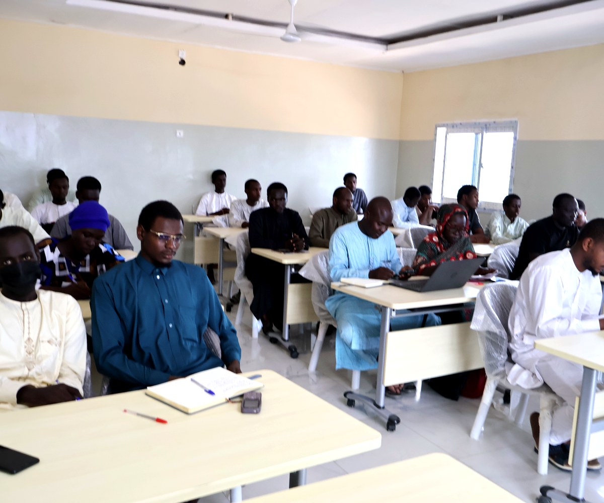 Séance de la formation en community management et marketing digital organisée par EXAFA à N'Djaména